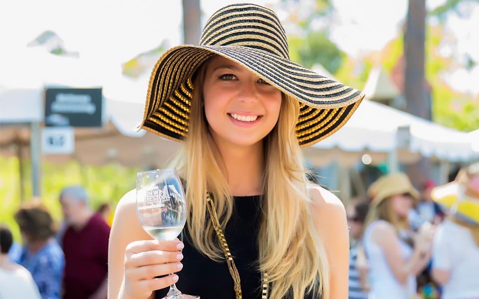The Tide: Spring 2016 1 ARTICLE20WINEFEST_photo1