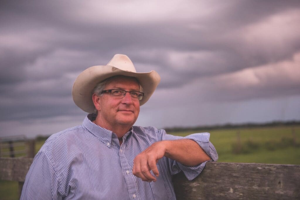 WEB FEATURE.V19.CATTLE RANCHING.CWard2016 20730