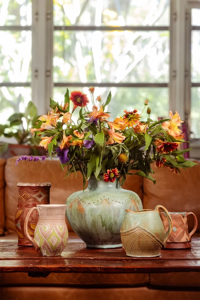 Pottery by Osa Atoe