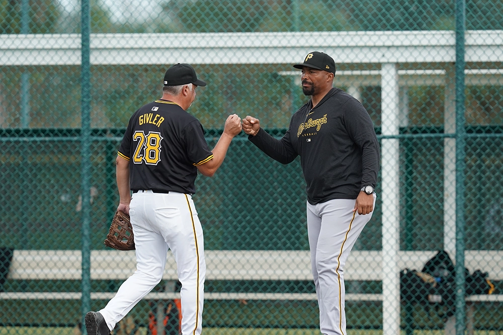 9 Camps for Adults in Florida 1 Flamingo BaseballCamp2 2025