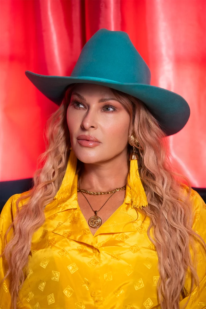 'The Easy Kind,' Based on Singer Elizabeth Cook's Life, Releases After Eight Years 3 Elizabeth Cook portrait
